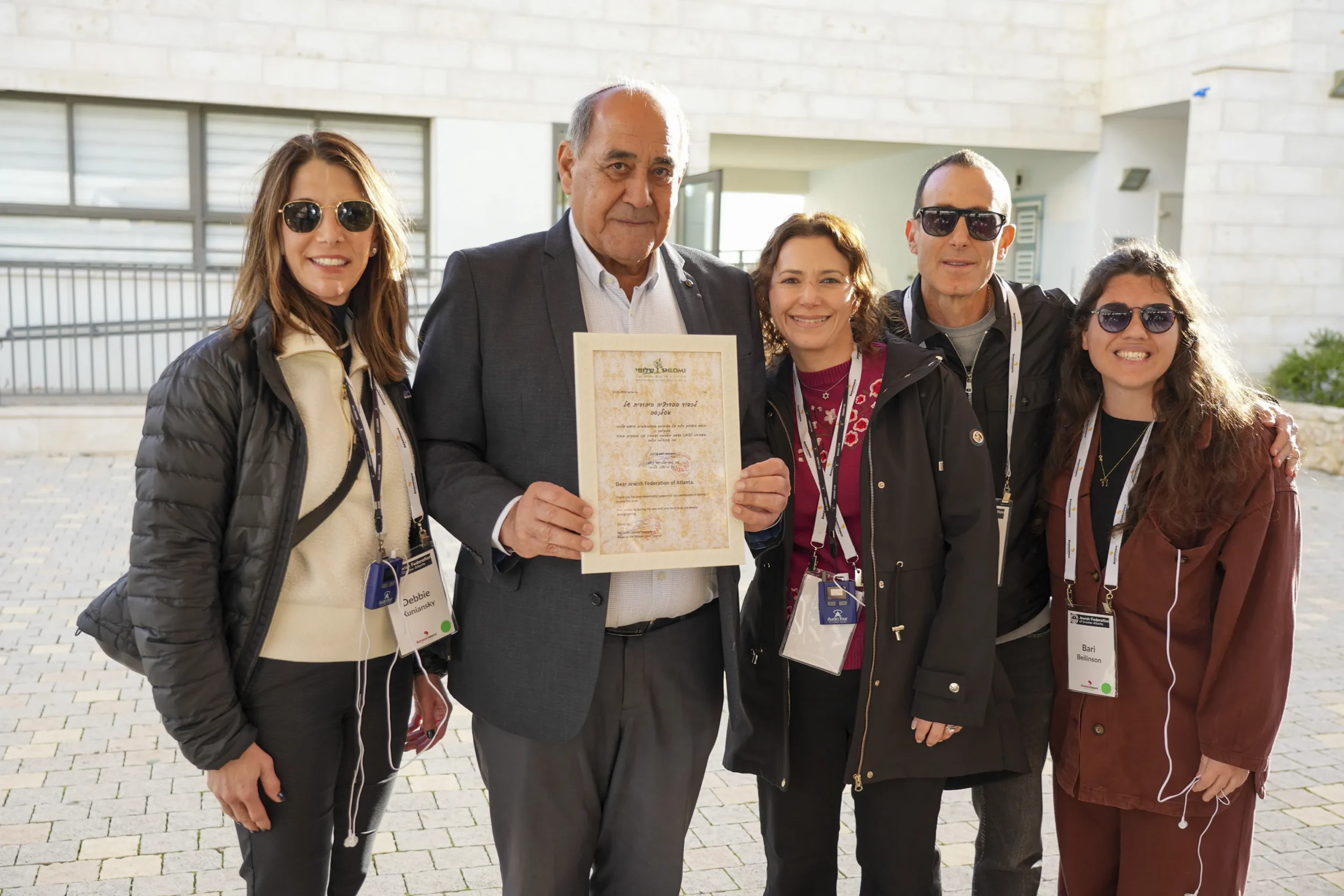 Debbie Kuniansky and others in group picture on Solidarity Journey to Israel 2026