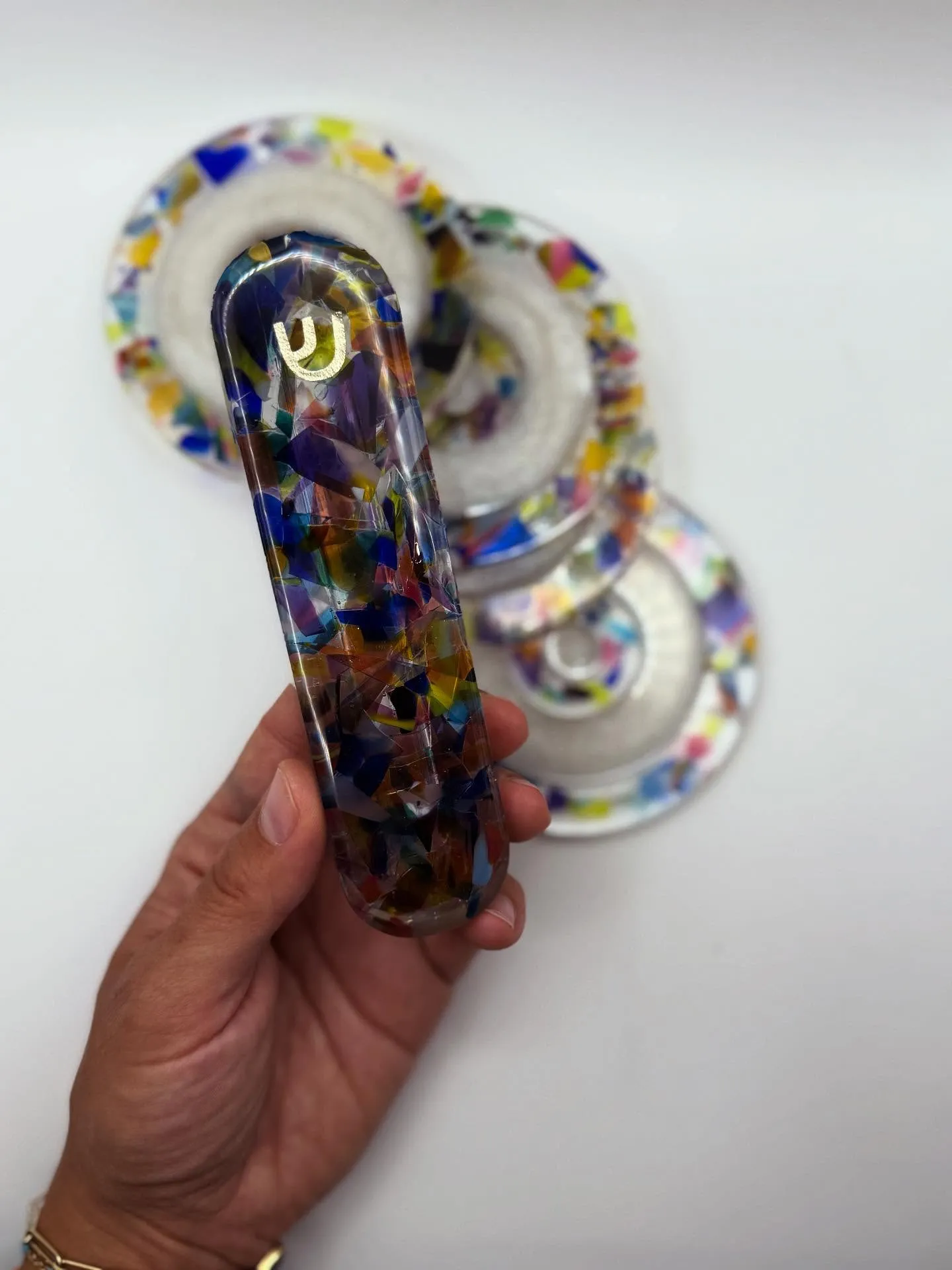 J&M Judaica