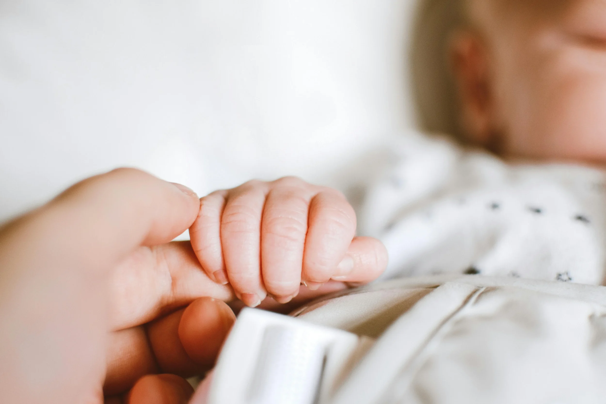 JBaby July Newborns & Nosh